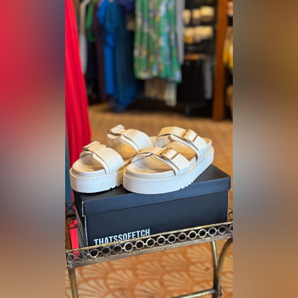 THATSSOFETCH Capri Nude Platform Buckle Sandals